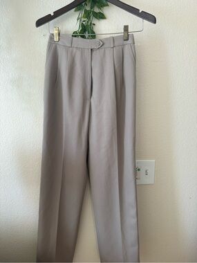Tailored Women's Pleated Dress Pants in Light Gray 100% wool